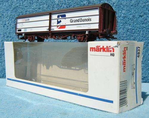 Marklin HO gauge Long Container Wagon No. 4837
