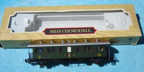 Liliput HO gauge Swiss Old Timer Passenger Coach No. 26950
