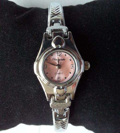 LADIES WRIST WATCH