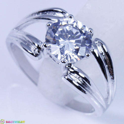 ELEGANT WHITE TOPAZ GEMSTONE SILVER RING
