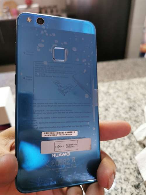 Huawei P10 lite 4GB Ram 32GB Saphire Blue + 2 covers Free - Second Hand - Excellent Condition