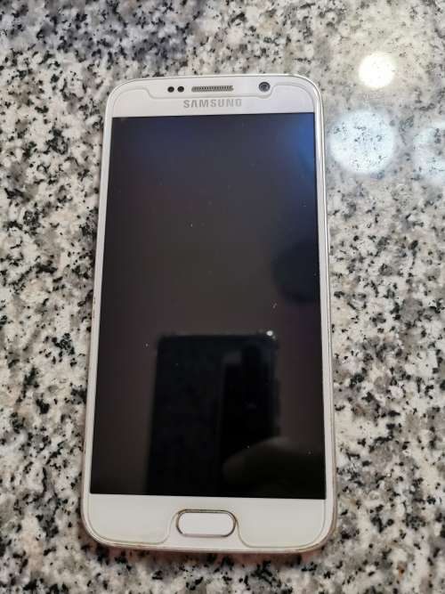 Samsung Galaxy S6 SM-G920F 32GB - Second Hand - White - Excellent Condition (almost as new)