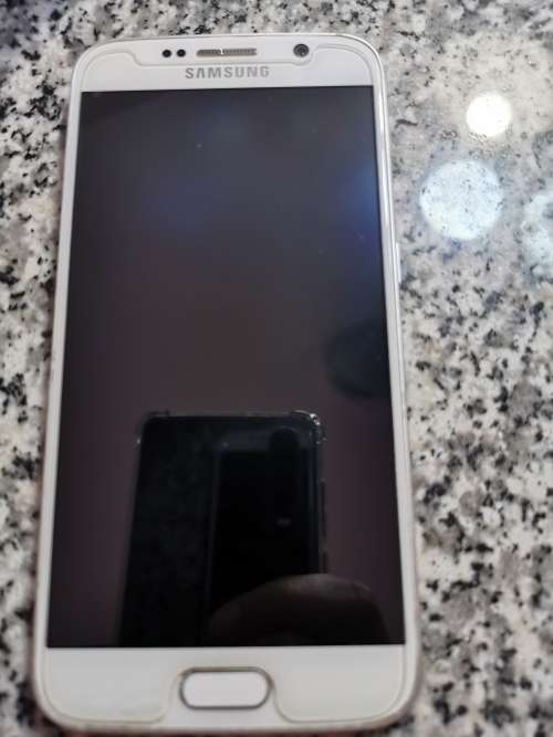 Samsung Galaxy S6 SM-G920F 32GB - Second Hand - White - Excellent Condition (almost as new)