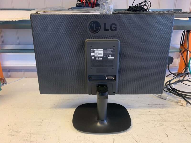 LG Electronics 20M35A-B 19.5` 20` 1600x900 5ms VGA LED Monitor, comes with PSU