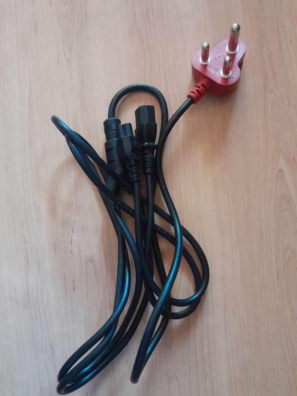 Combo clover and kettle plug computer power cable, ( for laptop charger and PC/Monitor)