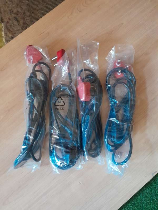 Combo clover and kettle plug computer power cable, ( for laptop charger and PC/Monitor)