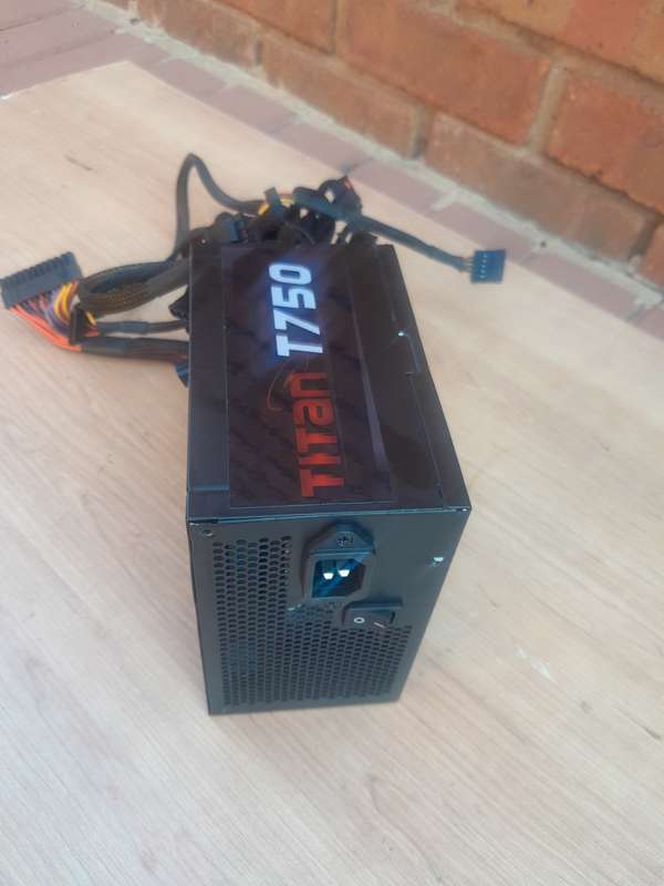 Yama Titan T750 750W Gaming Power Supply Unit (PSU) - 80plus Bronze Rated