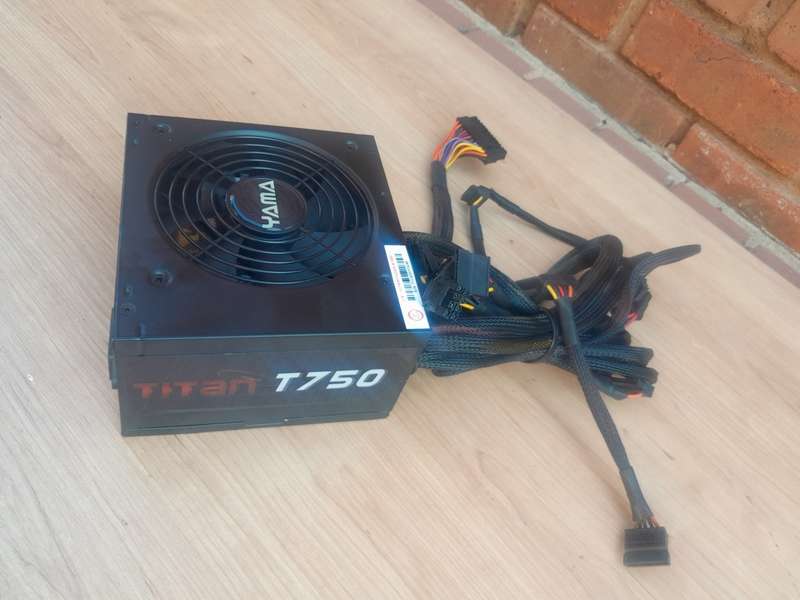 Yama Titan T750 750W Gaming Power Supply Unit (PSU) - 80plus Bronze Rated