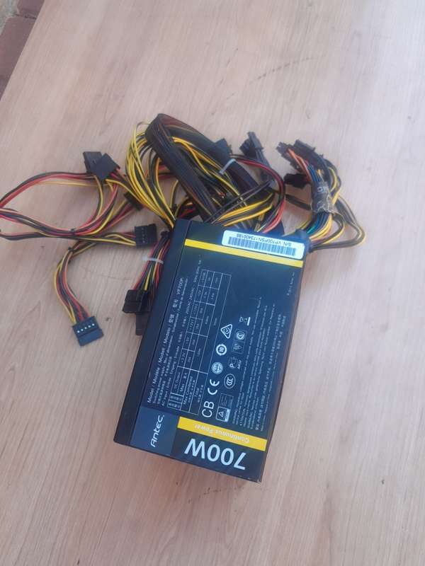 Antec Gaming Power Supply VP700P Plus 80 PLUS 700W 20+4 Pin ATX Black