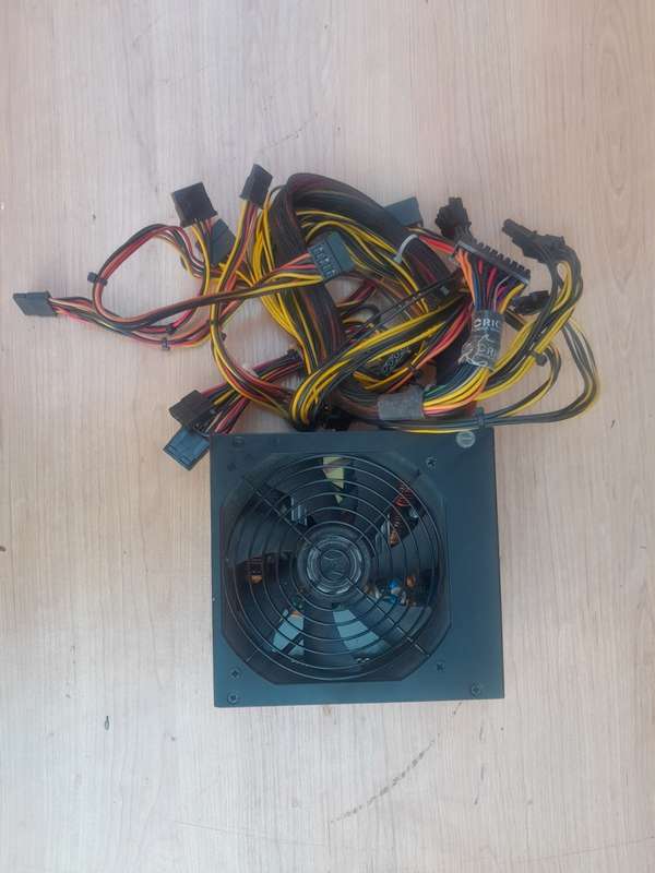 Antec Gaming Power Supply VP700P Plus 80 PLUS 700W 20+4 Pin ATX Black