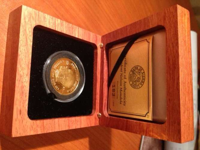 Crazy!! 1OZ Mandela "better life for all' gold coin