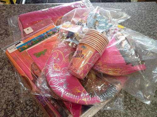 Hanna Montana party pack for 10 kids