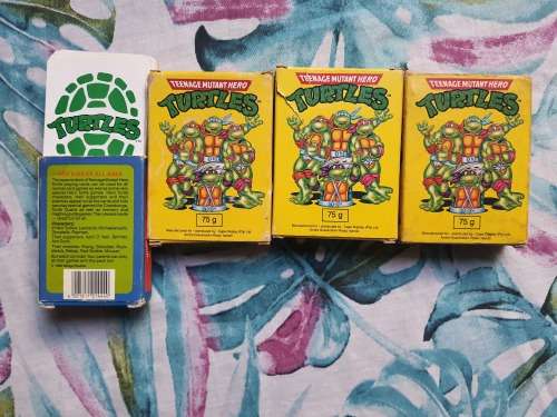 Tmnt 3x soap and 1x playing cards