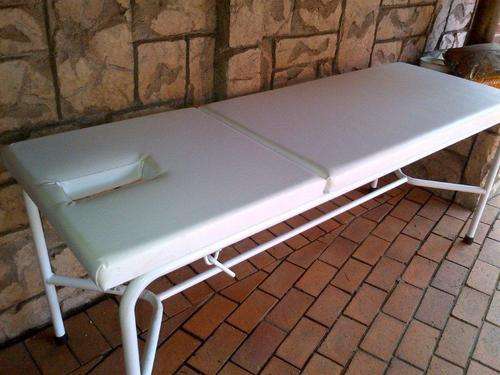 Massage bed