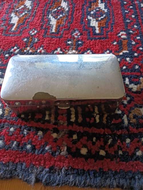 Antique razor