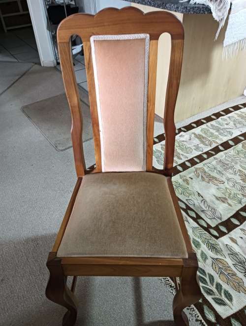 Dining table+chairs