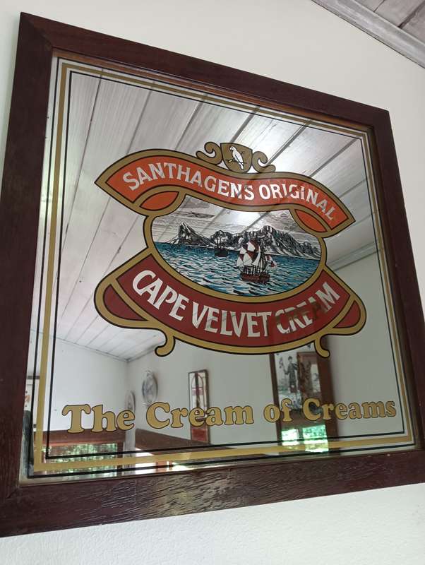Advertising mirror