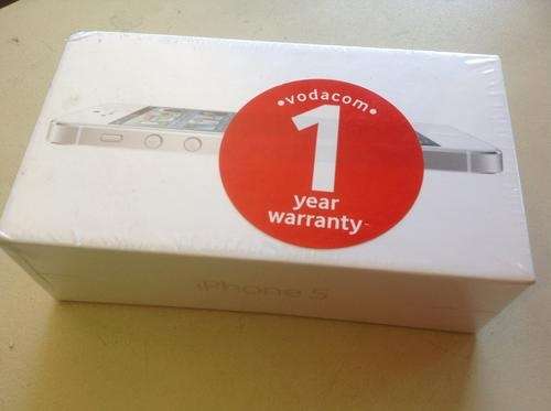 APPLE I-PHONE 5 (white) ***16GB*** **BRAND NEW SEALED IN BOX VODACOM HANDSET!**