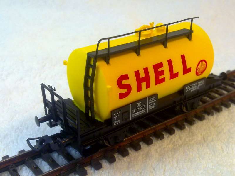 Piko 57707 DB Tanker Wagon  Shell (Boxed)