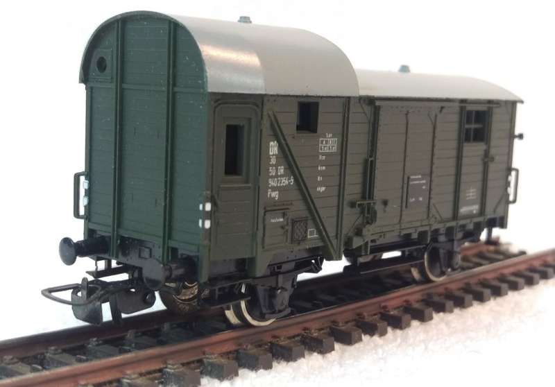 Piko 5/6605/010 DR Baggage Wagon (Boxed)