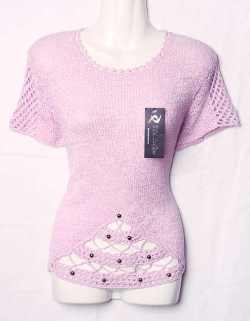 Beautiful lilac knit jersey with faux blackpearl details