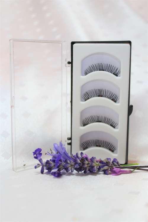 Magnetic Eyelashes