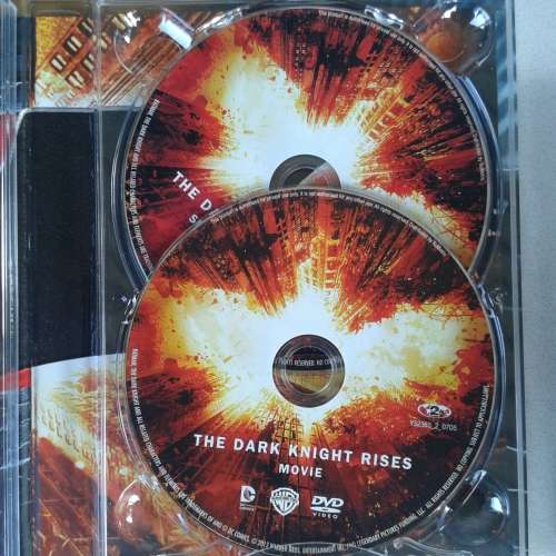 The Dark Knight Trilogy - 6 DVD Special Edition Collector`s Box