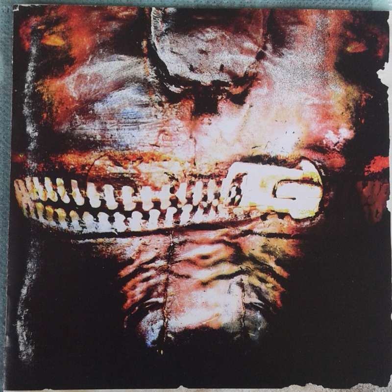 Slipknot - Vol. 3: (The Subliminal Verses) (2004)   ***