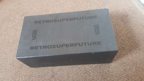 Vans RETROSUPERFUTURE