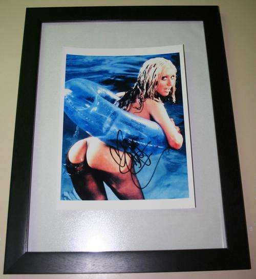 CHRISTINA AGUILERA - 8x10 Re-Print Signed Photo