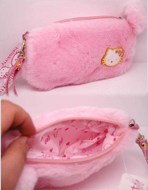 HELLO KITTY PLUSH  PURSE  CLUTCH