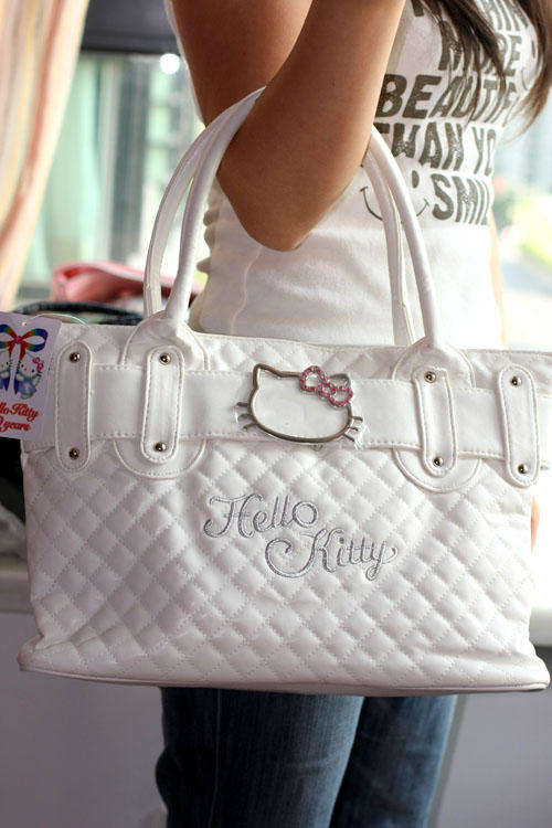 Hello Kitty White faux leather  shoulder bag