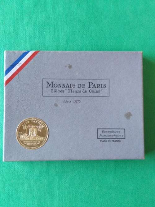 FRENCH SET WITH CERTIFICATE