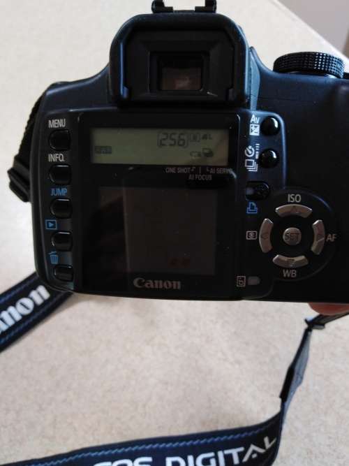 CANON EOS 350D DIGITAL SLR CAMERA