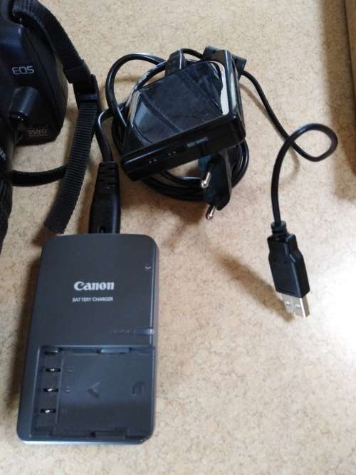 CANON EOS 350D DIGITAL SLR CAMERA