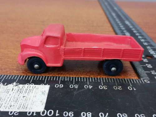 Tomte toy truck