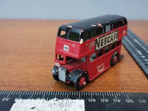 Dinky toy London bus