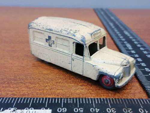 Dinky toy Daimler van