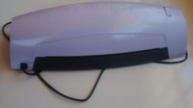 Fellowes Laminator with Four and a Half Packs of 100pcs Laminating Sheets