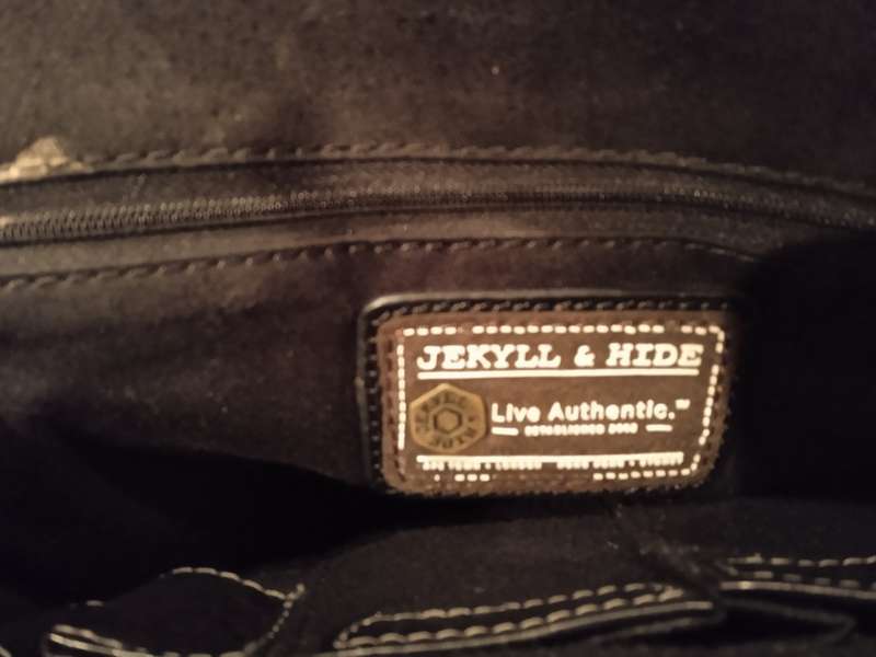 JEKYLL & HIDE LEATHER CROSS-BODY BAG - BLACK