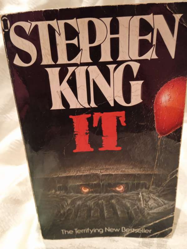 IT - STEPHEN KING