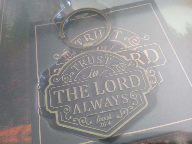 CHRISTIAN ART JOURNAL & KEYRING BOXED GIFT SET