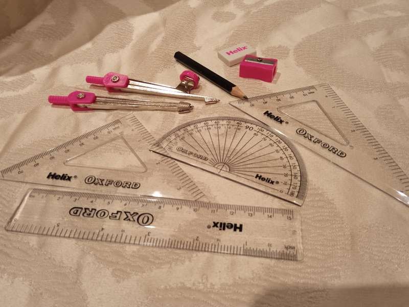 THE HELIX OXFORD SET OF MATHEMATICAL INSTRUMENTS (CAMO PINK)