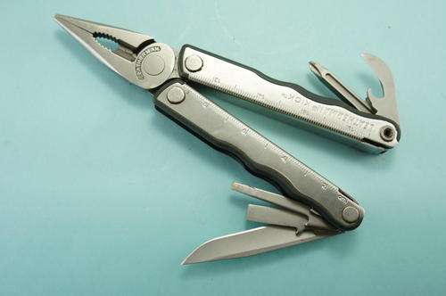 Leatherman Kick Multi-Tool, Zytel Handle Inserts, Pliers, Stainless Steel