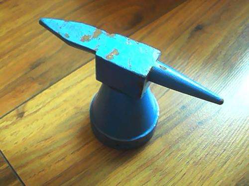 VINTAGE SMALL JEWELERY/WATCHMAKER  ANVIL W1312