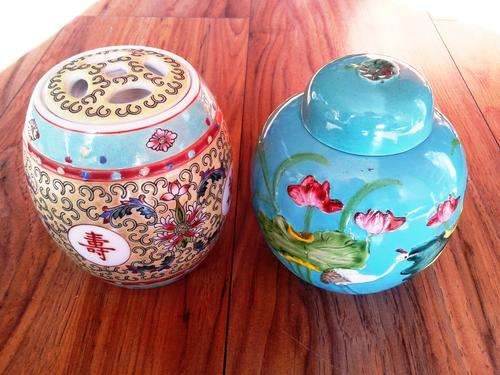 2 x Vintage Ginger Jars
