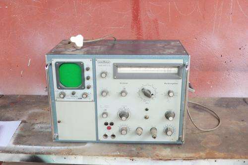 Old frequency electronic tester for radio comminication equipment