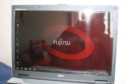 Lap Top Fujitso Esprimo