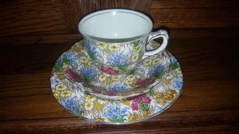 Royal Winton Grimwades Chintz 1928 - " Marguerite " Tea Trio ! Rare 1st Chintz pattern issued
