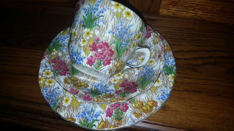 Royal Winton Grimwades Chintz 1928 - " Marguerite " Tea Trio ! Rare 1st Chintz pattern issued